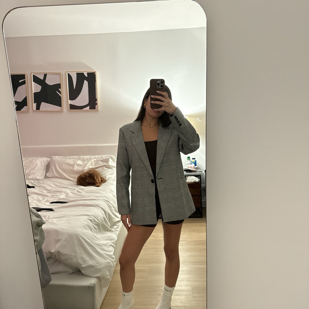 Grey Plaid Blazer (black and white)